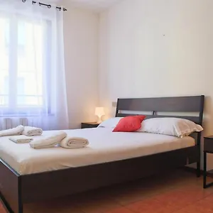 Agostino Airport Apartament Pisa